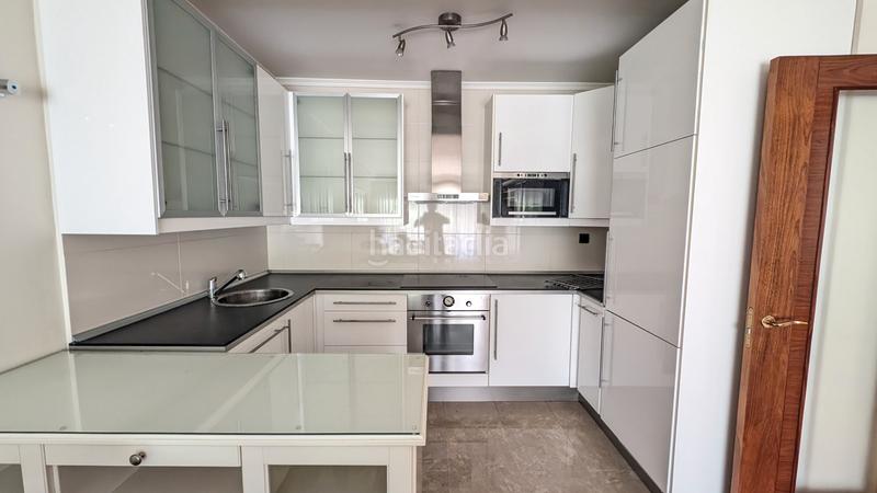 Foto caa8ba84-63a9-4572-9f36-9bee0c6336f0. Piso aldama vende, precioso apartamento junto al muelle churruca en Getxo