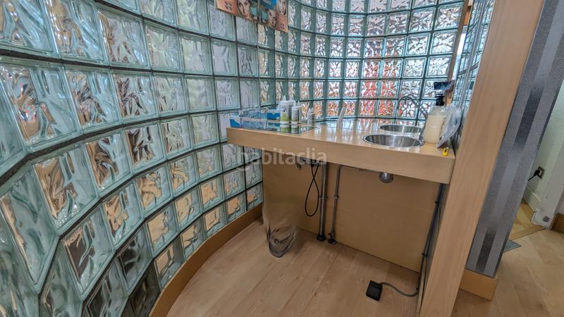 Foto 5300b91f-97a8-45b7-8e3b-92befabb2a94. Rent business premise in Las Arenas Getxo