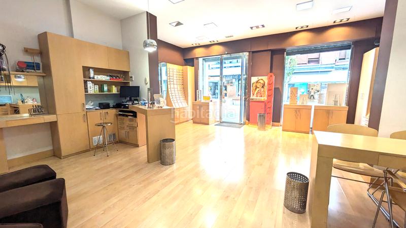 Foto 557715e8-54ed-4b26-8efe-3b47843be699. Lloguer local comercial a Las Arenas Getxo