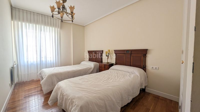 Foto 9f38bf2f-32e4-4212-965e-1214f1a9aa6a. Piso en Las Arenas Getxo