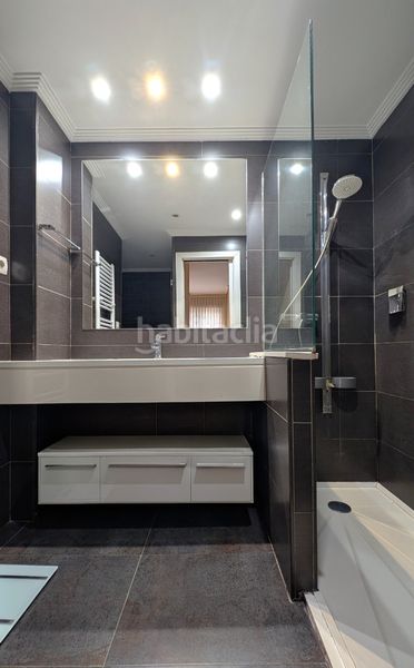 Foto f98d89e3-c80e-45de-964e-a9c48249a2c3. Pis amb calefacció a Las Arenas Getxo