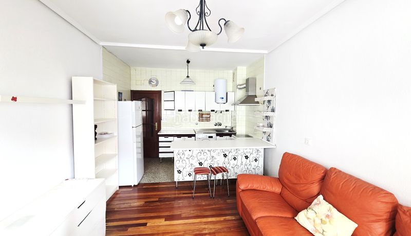 Foto 4bddfc2a-6d6a-4ed8-9b4d-5eb5d3346842. Piso en Las Arenas Getxo