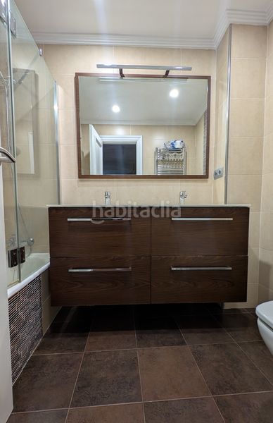 Foto af8b730b-3294-4e45-a844-29cf2790a708. Pis amb calefacció aparcament piscina a Las Arenas Getxo