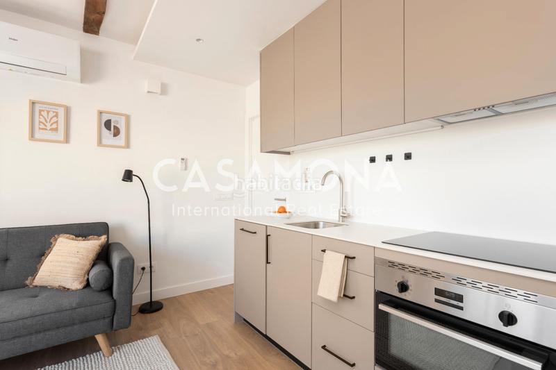 Foto 8c46e2fd-0b6c-485e-bf69-f5977fcad6af. Rent penthouse with heating pool in La Nova Esquerra de l´Eixample Barcelona