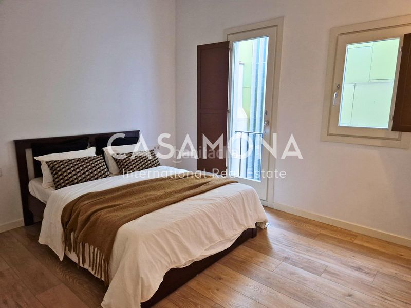 Foto 05cf9168-08db-47e1-a493-7093d9c29e5a. Àtic amb calefacció a Gòtic Barcelona