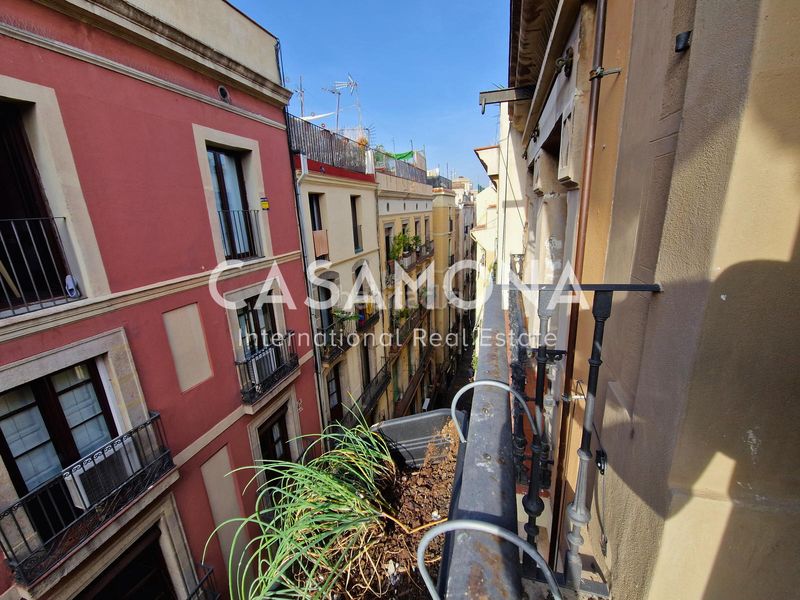 Foto bcafe2da-3d7b-4152-91af-22a69e21ba05. Àtic amb calefacció a Gòtic Barcelona