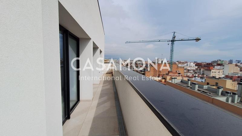 Foto 4cbfbe26-4a22-436d-a7e6-e45b38b2a488. Àtic amb calefacció a Navas Barcelona