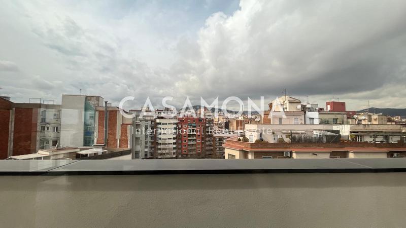 Foto cd40afa5-795a-46c8-8106-1d56b6d7010a. Ático en Navas Barcelona