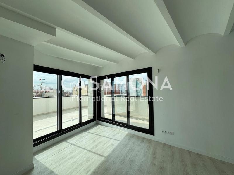 Foto 2b4e289e-de78-4b41-a6bd-356e4966392d. Attique avec chauffage dans Navas Barcelona