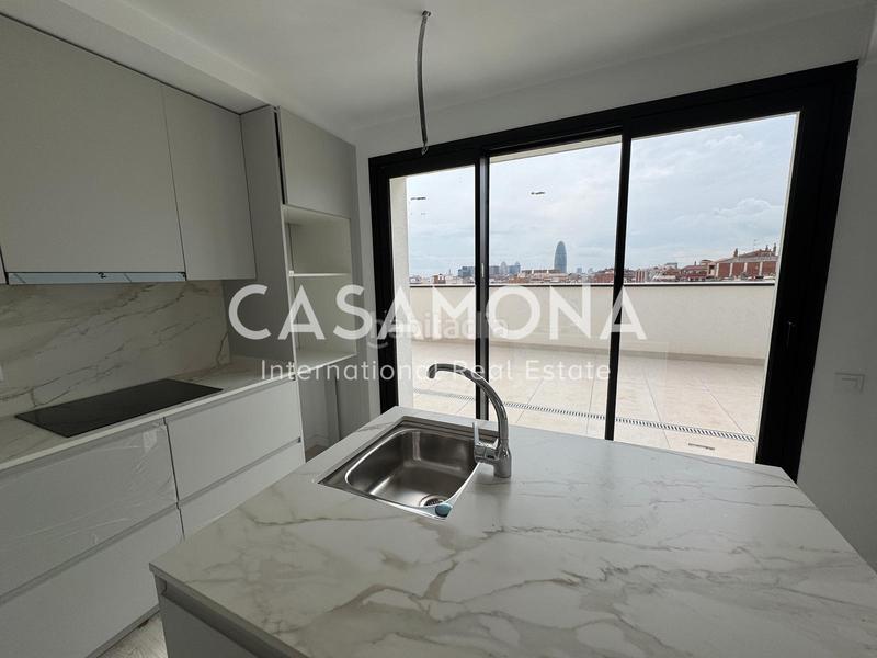 Foto d7d05dc0-72d6-4f43-bb0a-1de4debd6ee2. Dachwohnung mit heizung in Navas Barcelona