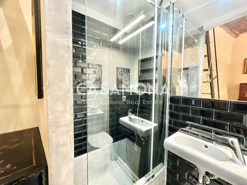 Foto 5f2106af-a3b2-4e1b-bfc5-b4db747e1d12. Affitto duplex in St. Pere - Sta. Caterina - El Born Barcelona