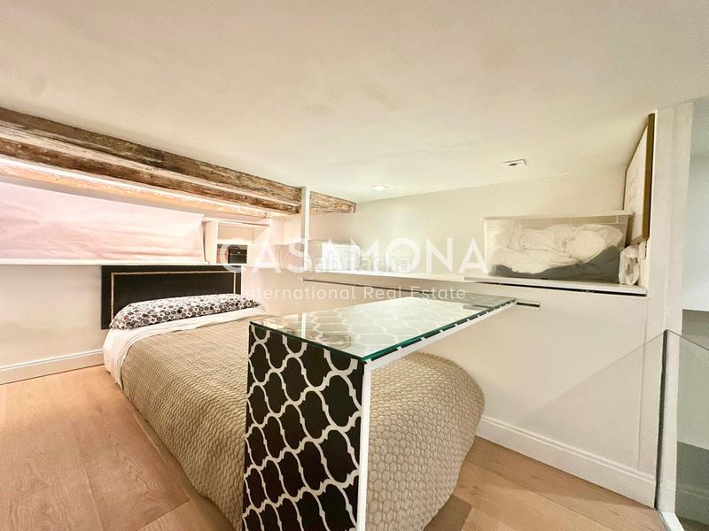 Foto fc067971-8b01-4ddc-b873-a97aebfa23aa. Alquiler dúplex en St. Pere - Sta. Caterina - El Born Barcelona