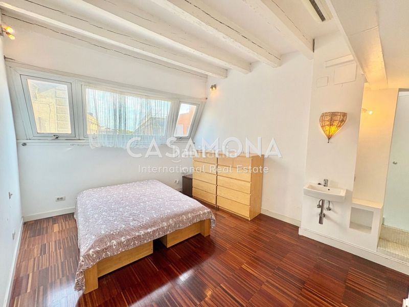Foto 4681a02b-436c-4cc1-bd8b-c409a58ef4c4. Dúplex en St. Pere - Sta. Caterina - El Born Barcelona