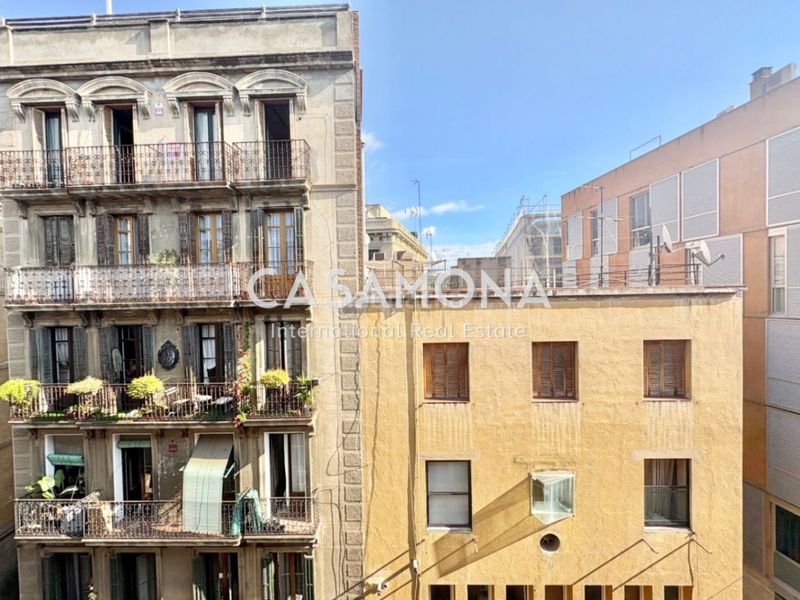 Foto 5edb6a12-460a-4926-9e66-4d7d06a1513c. Dúplex en St. Pere - Sta. Caterina - El Born Barcelona