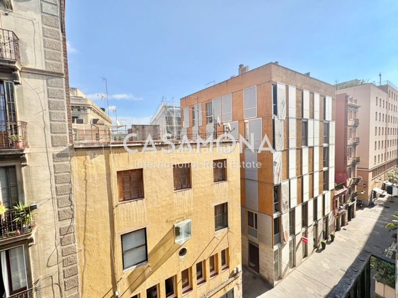 Foto a9898c9f-ffee-41de-ad71-8c245c237a97. Dúplex en St. Pere - Sta. Caterina - El Born Barcelona
