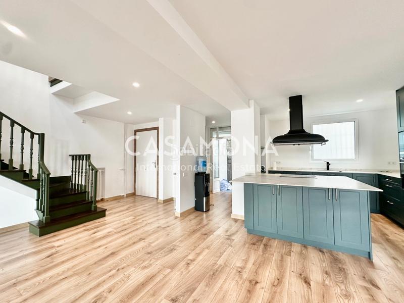 Foto cca2a8dd-2236-41b8-bf1c-bafe0d3b2280. Location appartement avec chauffage parking dans Barri de les Corts Barcelona