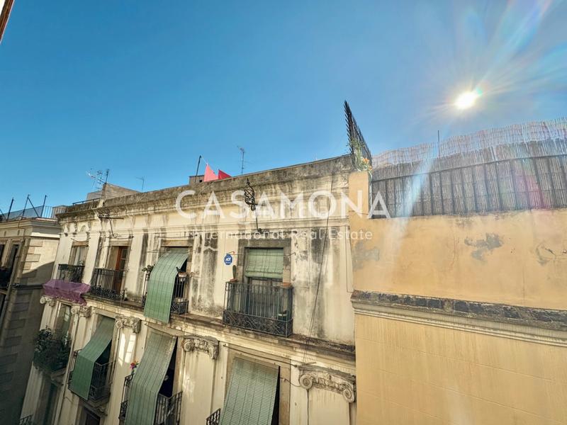 Foto c3d15862-4d7b-4b1d-8491-3155f456f3e3. Alquiler apartamento en Gòtic Barcelona