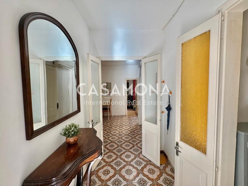 Foto d090bd48-4559-489a-8587-cdf7d8299bd8. Alquiler apartamento en Gòtic Barcelona