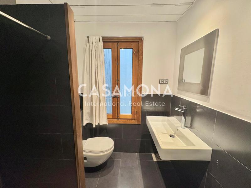 Foto b7f7d707-eea6-41fd-8cb3-456b97b7d1bf. Lloguer apartament amb calefacció a Raval Barcelona