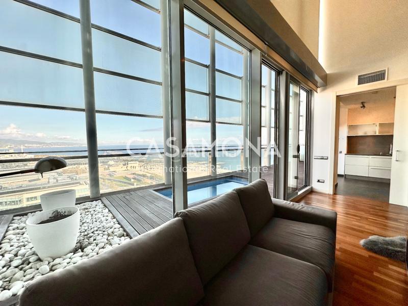 Foto f4a39413-8c5b-4bab-8bee-3d761faf14ae. Lloguer àtic amb calefacció aparcament a Diagonal Mar i el Front Marítim del Poblenou Barcelona