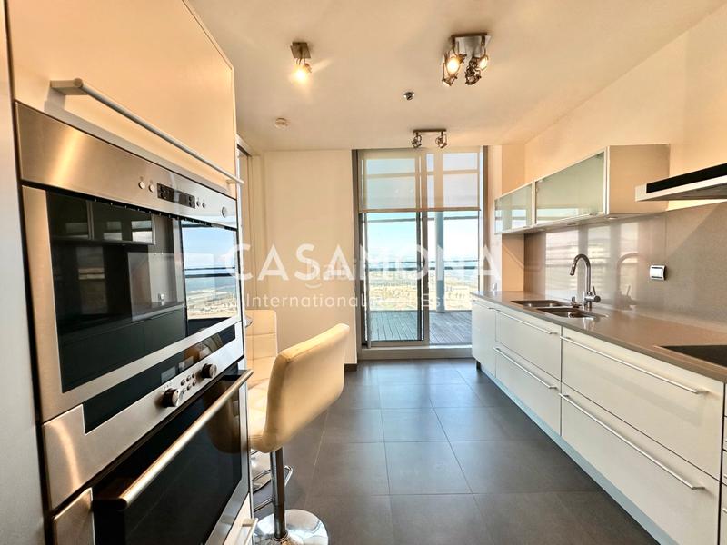 Foto ff92a4e0-5322-4fce-b656-d9b5845cb52c. Miete dachwohnung mit heizung parking in Diagonal Mar i el Front Marítim del Poblenou Barcelona