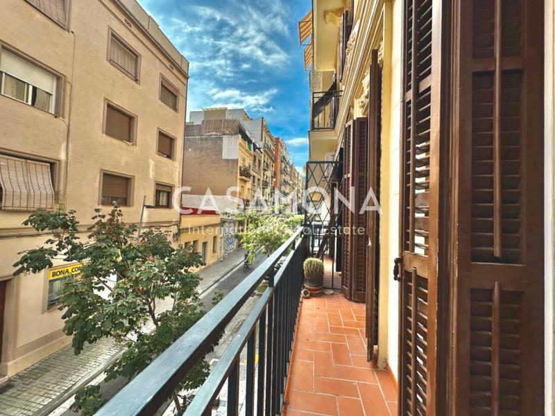 Foto 74261a87-e226-45c8-a527-84f851a2bdd8. Appartement dans El Poble Sec - Parc de Montjuïc Barcelona