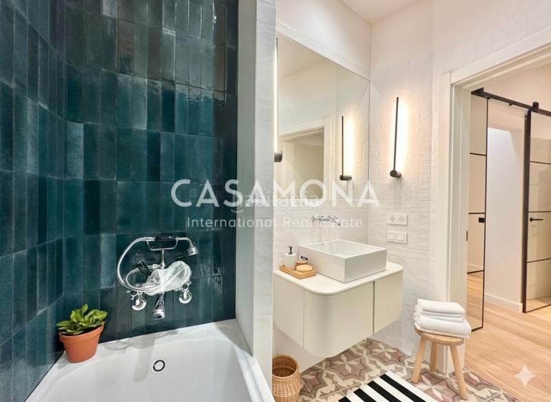 Foto 36d575a8-92d4-47f5-abaa-1a5e3770c640. Apartament amb calefacció a St. Pere - Sta. Caterina - El Born Barcelona