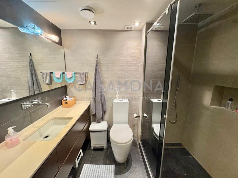 Foto 215a5df0-ad66-4962-a8fc-91615ec4d1db. Piccolo appartamento con riscaldamento in L´Antiga Esquerra de l´Eixample Barcelona