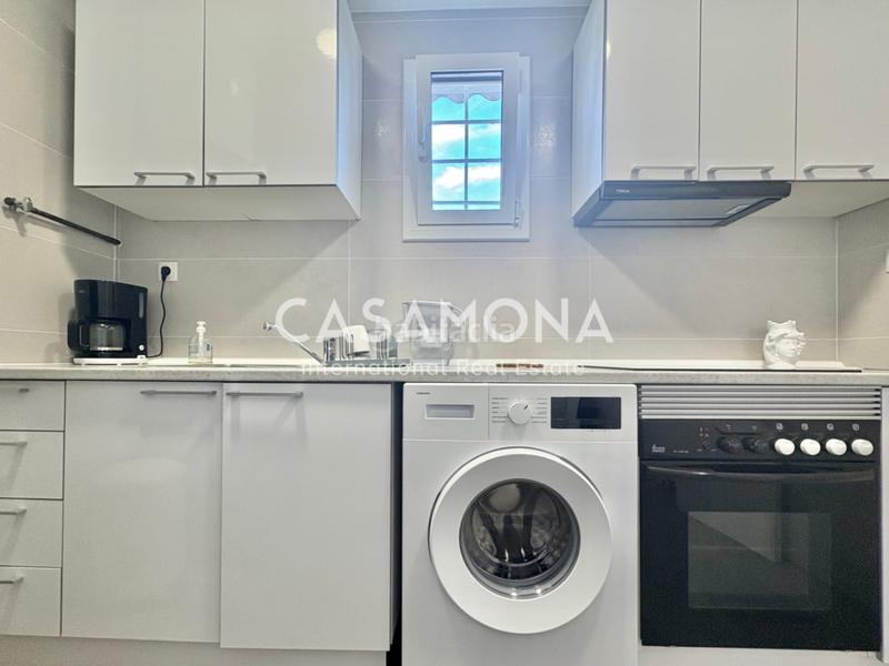 Foto 2420143e-3e2a-468d-9c52-73a3aa4ad901. Penthouse in El Poble Sec - Parc de Montjuïc Barcelona