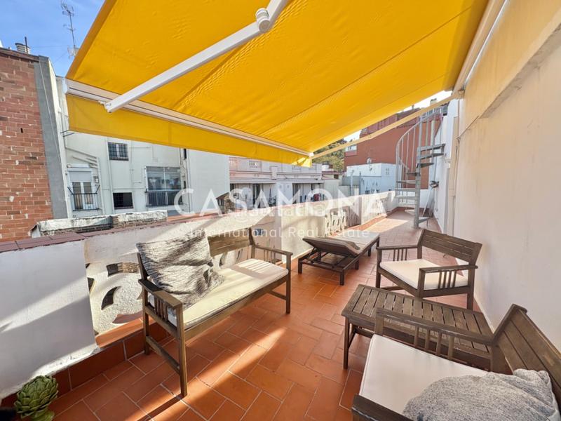 Foto 50a9144b-ed45-4986-a307-57eea7a6b410. Penthouse in El Poble Sec - Parc de Montjuïc Barcelona