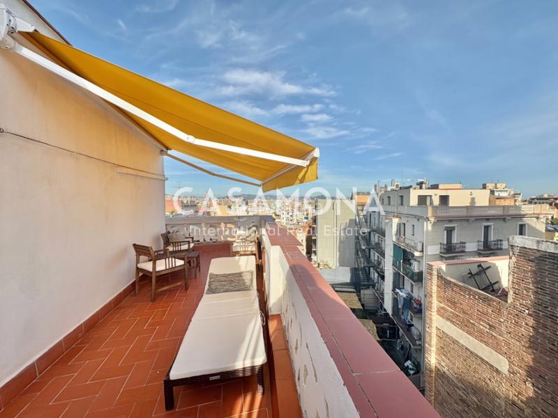 Foto 513b1947-7113-42e3-afd2-5d4d35ed5f45. Penthouse in El Poble Sec - Parc de Montjuïc Barcelona