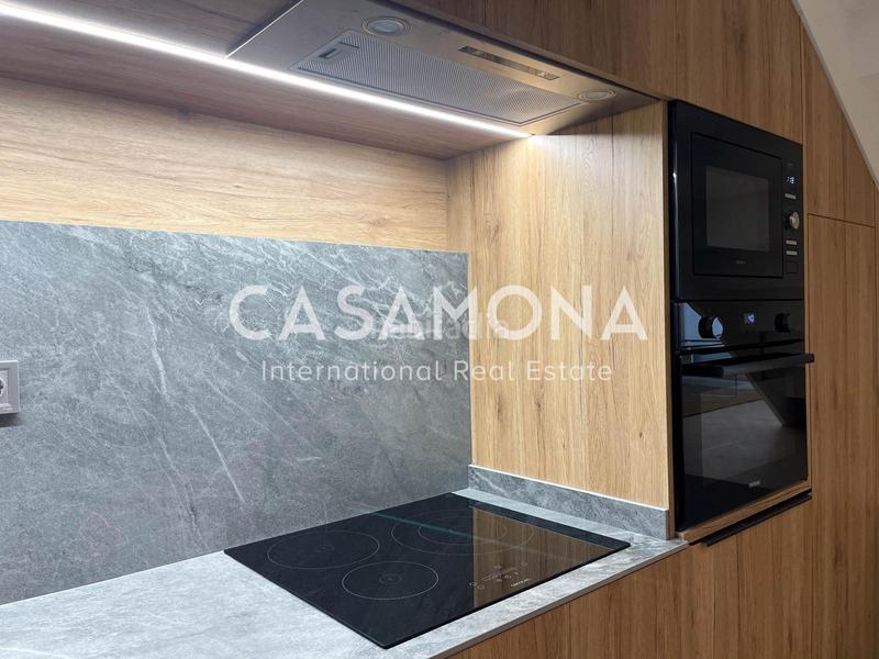 Foto 7de9d362-019e-47a7-a212-206147b6511d. Affitto duplex con riscaldamento parcheggio in El Poble Sec - Parc de Montjuïc Barcelona