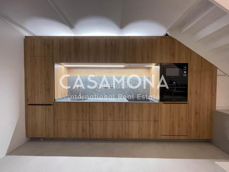 Foto 7f127915-d65d-4300-81ee-13a111c44b24. Affitto duplex con riscaldamento parcheggio in El Poble Sec - Parc de Montjuïc Barcelona