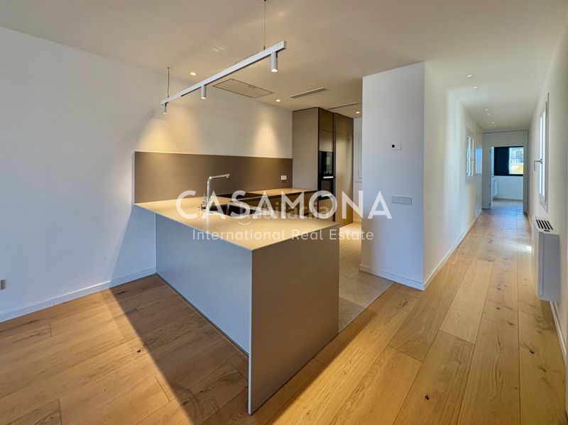 Foto 041d95a0-8746-44b7-a578-c4b07948d757. Àtic amb calefacció piscina a Dreta de l´Eixample Barcelona