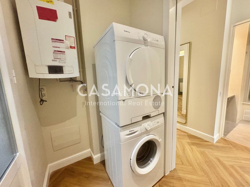 Foto d949b01a-2069-4137-ad54-5fde3373b5e8. Apartament amb calefacció a St. Pere - Sta. Caterina - El Born Barcelona