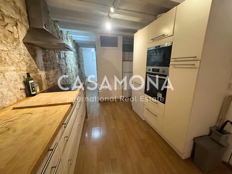 Foto 97d50bda-3c99-4621-bf02-ea53303dba55. Apartament a Gòtic Barcelona