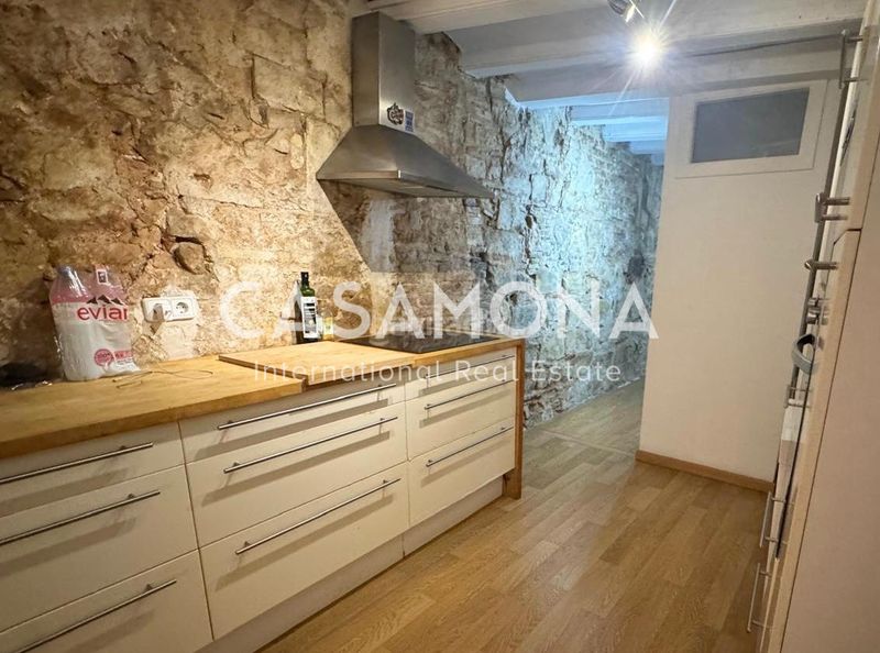 Foto c56c46fb-fc27-4a75-9a6b-66b2e727d672. Apartament a Gòtic Barcelona