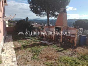 Foto d64554e7-103e-468c-8768-30ae72ed67a7. Chalet mit heizung parking in Residencial Park Maçanet de la Selva