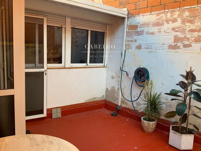 Foto 1610ae52-c8f6-48a5-83f6-b4a9e32f3d6e. Haus mit heizung parking in Llefià Badalona