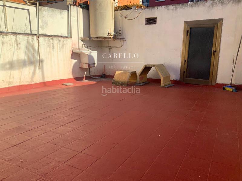 Foto 19fbc225-bc0c-404a-953a-725e6c5fec70. Haus mit heizung parking in Llefià Badalona