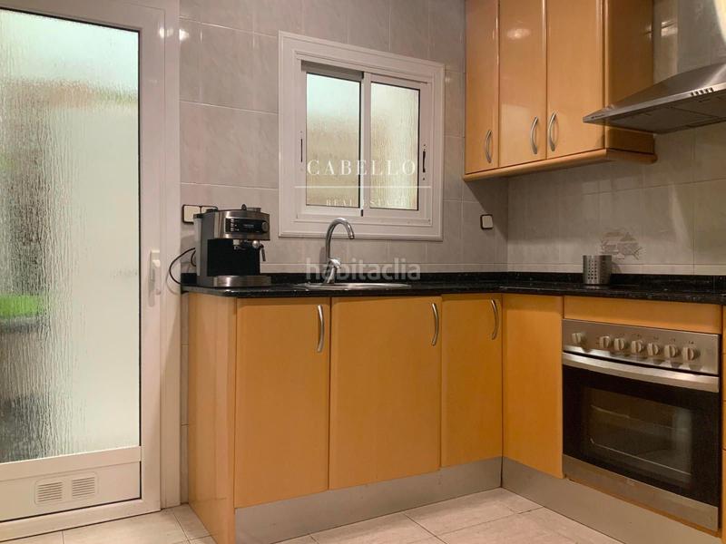 Foto 922894f6-9ef1-49fb-bab0-1a5f52a8f7f1. Haus mit heizung parking in Llefià Badalona