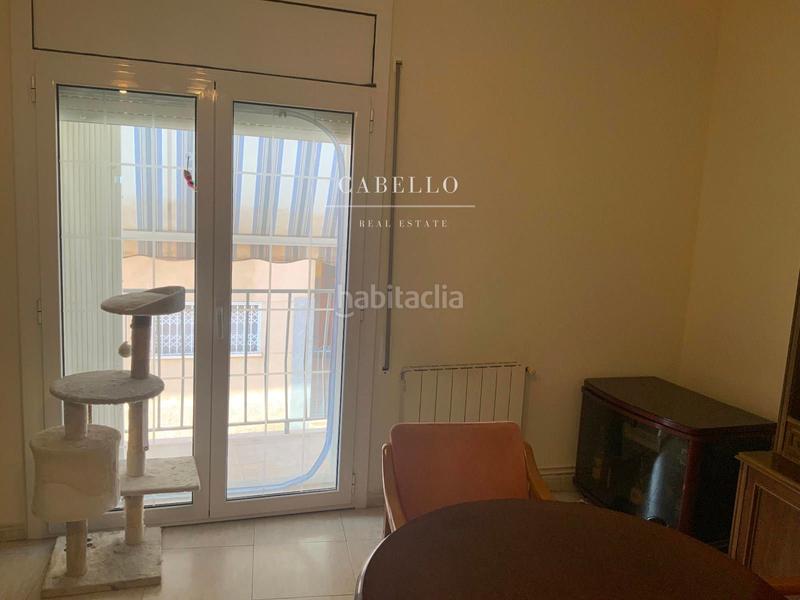 Foto e0d236ab-39b5-4f16-9dd9-d54856c3a67e. Haus mit heizung parking in Llefià Badalona