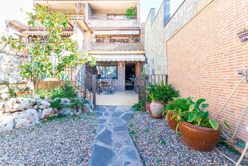 Foto 3f9a8ec3-0b87-4231-ba71-d216d41bd78a. Casa adossada amb calefacció aparcament a San Pere Terrassa
