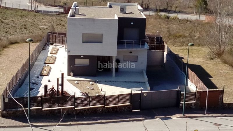Foto 077a573f-f5f6-4f16-b353-793fb0eb4da4. Chalet with parking pool in Sant Esteve Sesrovires