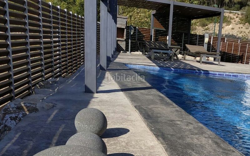 Foto e87ffa0a-1f37-45a0-af46-13b9e75fdd56. Chalet with parking pool in Sant Esteve Sesrovires