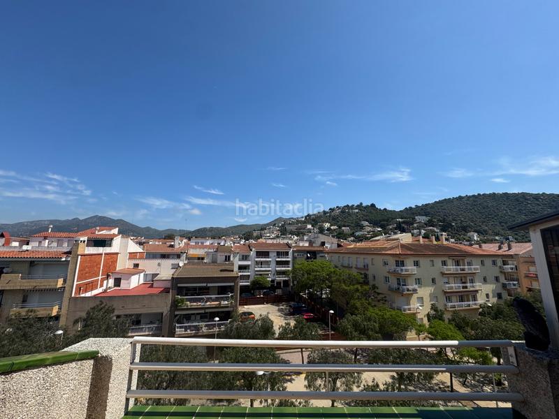 Foto efc77bbb-782d-45f6-a58c-e12f91334ad0. Attico in carrer del cap norfeu 59 in Centre Roses