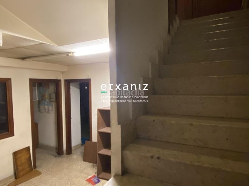 Foto b4270ffa-8738-40f2-bf8d-8f24526dc6eb. Locale commerciale in Amara Zaharra-Arbaizenea Donostia - San Sebastián