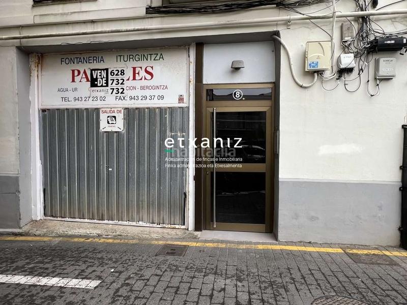 Foto 8fbd2037-6f7b-42e5-a97f-96844d56f2ff. Lloguer local comercial a Egia Donostia - San Sebastián