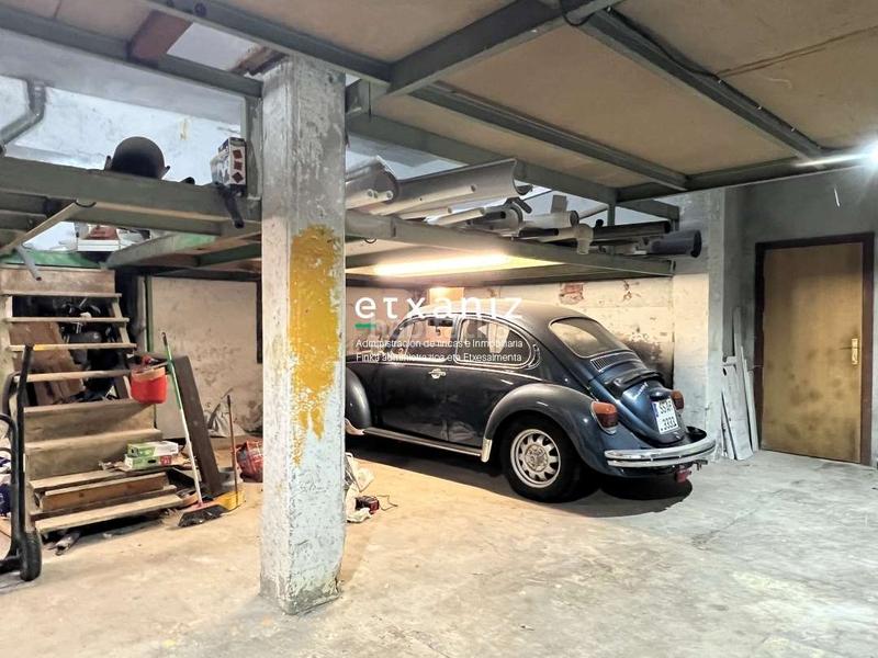 Foto 99ebdaa2-ffdc-4c2c-9047-9bc195ae34a4. Lloguer local comercial a Egia Donostia - San Sebastián