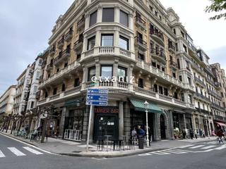 Locale commerciale  Okendo kalea. Local comercial en venta junto al boulevard